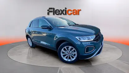 Usado VW T-Roc Life 150 CV (110 kW) 2023 SUV