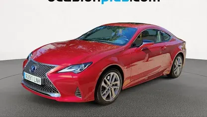 Usado Lexus RC300h Executive Line 223 CV (164 kW) 2021 Rojo Coupe