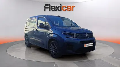 Usado Citroën Berlingo Feel 102 CV (75 kW) 2024 Monovolumen