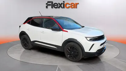 Usado Opel Mokka GS Line 131 CV (96 kW) 2022 Blanco SUV