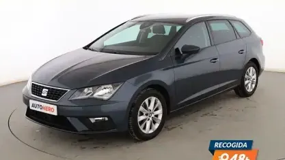 Usado Seat Leon Style 115 CV (84 kW) 2019 Gris Familiar