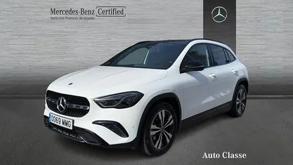 Usado Mercedes GLA200 Progressive 150 CV (110 kW) 2023 Blanco polar SUV