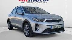 Usado 2022 Kia Stonic SUV | 15.650 € (Precio justo)
