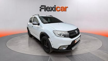 Begagnad Dacia Sandero Stepway 90 HK (66 kW) 2017 Vit Sedan