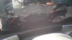 Mercedes GLB220