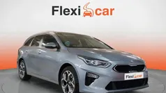 Gris Usado 2021 Kia Ceed Berlina | 16.790 € (Precio justo)