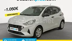 Gris / plata Usado 2022 Hyundai i10 Utilitario | 11.550 € (Precio justo)