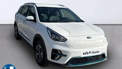 Käytetty Kia e-Niro 150 kW (204 HP) 2022 Otro Katumaasturi