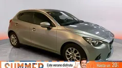 Gris / plata Usado 2016 Mazda 2 Style Berlina | 13.990 € (Caro)