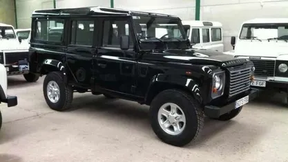 Usado Land Rover Defender 122 CV (89 kW) 2011 SUV