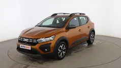 Naranja Usado 2023 Dacia Sandero Expression Utilitario | 15.099 € (Precio justo)