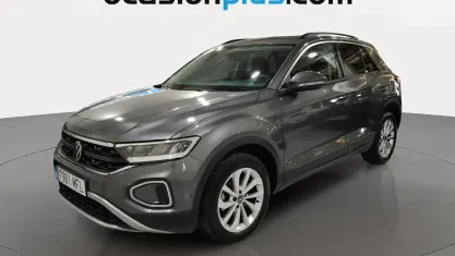 Usado VW T-Roc Life 110 CV (80 kW) 2023 Gris SUV