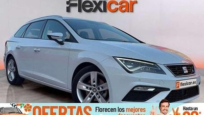 Usado Seat Leon ST FR 150 CV (110 kW) 2019 Blanco Familiar