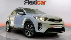Usado 2022 Kia Stonic SUV | 13.690 € (Precio justo)