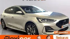 Gris / plata Usado 2023 Ford Focus ST-Line Berlina | 16.990 € (Precio justo)
