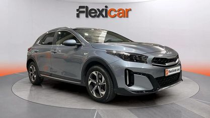Usado Kia XCeed 160 CV (117 kW) 2023 Gris SUV