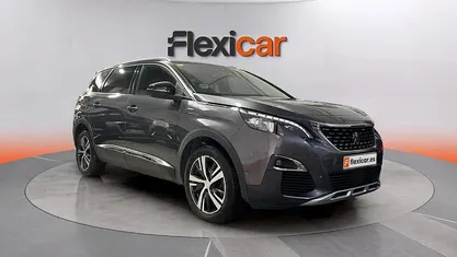 Usado Peugeot 5008 Allure 131 CV (96 kW) 2020 Gris SUV