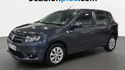 Usado Dacia Sandero 75 CV (55 kW) 2016 Gris Utilitario