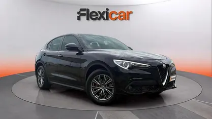 Usado Alfa Romeo Stelvio Sprint 190 CV (139 kW) 2022 Negro SUV