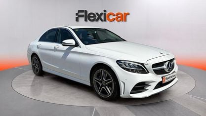 Używany Mercedes C200 184 KM (135 kW) 2018 Biały Sedan/Limuzyna