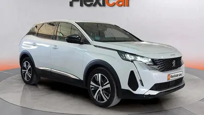 Usado Peugeot 3008 Allure 131 CV (96 kW) 2023 Blanco SUV