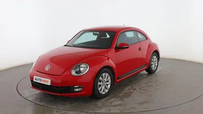 Usado VW Beetle 105 CV (77 kW) 2015 Rojo Utilitario