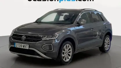 Usado VW T-Roc Life 116 CV (85 kW) 2024 Gris SUV
