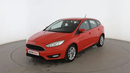 Usado Ford Focus Business Edition 125 CV (91 kW) 2018 Rojo Utilitario