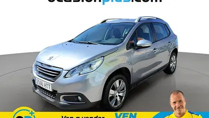 Usado Peugeot 2008 Active 82 CV (60 kW) 2013 Gris SUV