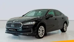 Negro Nuevo 2024 Skoda Superb Selection Berlina | 39.960 € (Precio justo)