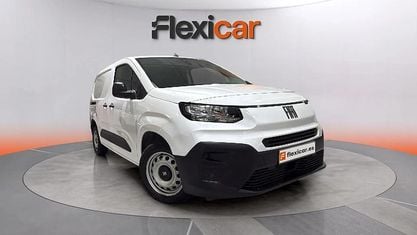 Używany Fiat Doblò 102 KM (75 kW) 2024 Biały Minivan