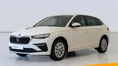 Blanco Nuevo 2025 Skoda Scala Selection Utilitario | 23.400 € (Precio justo)