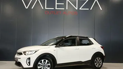 Blanco Usado 2021 Kia Stonic SUV | 15.900 € (Precio justo)