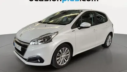 Usado Peugeot 208 Signature Sky 83 CV (61 kW) 2019 Blanco Utilitario