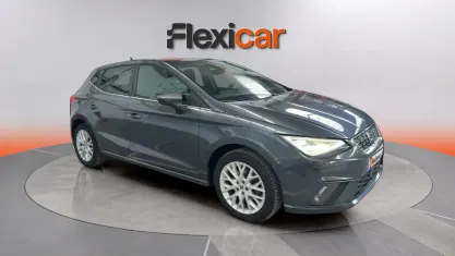 Usado Seat Ibiza XCELLENCE 116 CV (85 kW) 2024 Gris Utilitario