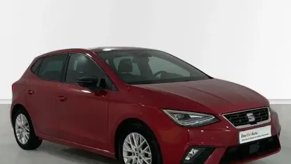 Usado Seat Ibiza FR 116 CV (85 kW) 2024 Rojo Utilitario