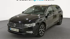 Negro Usado 2021 VW Passat Executive Familiar | 21.728 € (Precio justo)