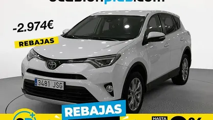 Blanco Usado 2016 Toyota RAV4 Advance SUV | 19.926 € (Precio justo)