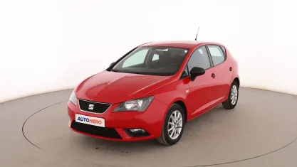 Usado Seat Ibiza Reference 70 CV (51 kW) 2014 Rojo Utilitario