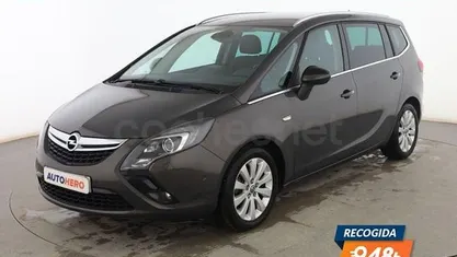 Usado Opel Zafira Tourer Excellence 130 CV (95 kW) 2013 Gris Monovolumen