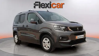 Usado Peugeot Rifter Access 111 CV (81 kW) 2019 Monovolumen