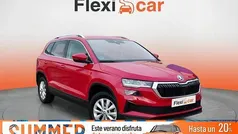 Granate Usado 2023 Skoda Karoq Ambition SUV | 21.690 € (Precio justo)