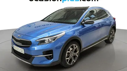 Usado Kia XCeed 136 CV (100 kW) 2021 Azul SUV