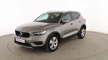 Usado Volvo XC40 Business Edition 150 CV (110 kW) 2020 Dorado SUV