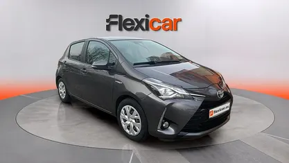 Usado Toyota Yaris Hybrid Active 100 CV (73 kW) 2019 Utilitario