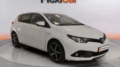 Blanco Usado 2018 Toyota Auris Hybrid Edition Berlina | 14.590 € (Precio justo)