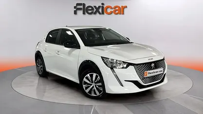 Usado Peugeot 208 Active 100 kW (136 CV) 2023 Blanco Utilitario
