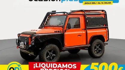 Usado Land Rover Defender 122 CV (89 kW) 2007 Naranja Familiar