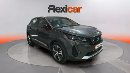 Usado Peugeot 3008 Allure 180 CV (132 kW) 2023 Gris SUV