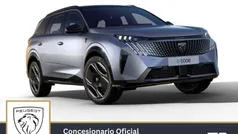 Gris Nuevo 2025 Peugeot e-3008 GT SUV | 42.945 € (Precio justo)